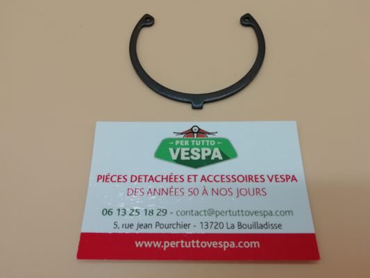 Circlips du roulement ( cotè embrayage ) pour Vespa Px / Gtr / Rally / Ts / Gl / Sprint / Vbb / Vna / 160 Gs / 180 Ss ( origine piaggio )