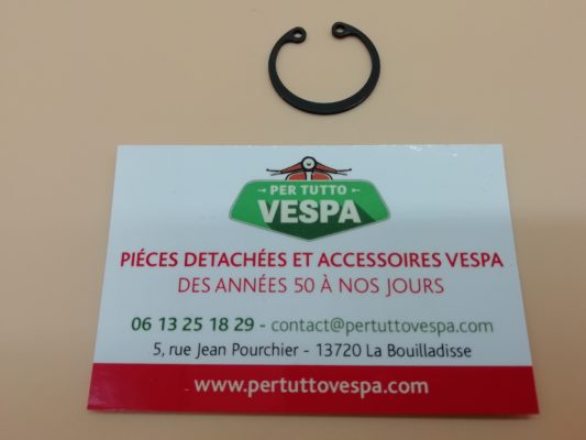 Circlips du volant magnétique D25mm pour Vespa 50 / 125 Primavera / Sprint / Gtr / ... permet l'extraction du volant magnétique