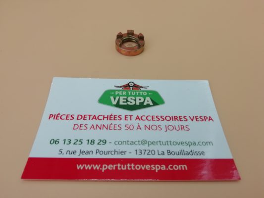 Écrou d'embrayage pour Vespa tous modèles ( sauf V50 / Primavera )