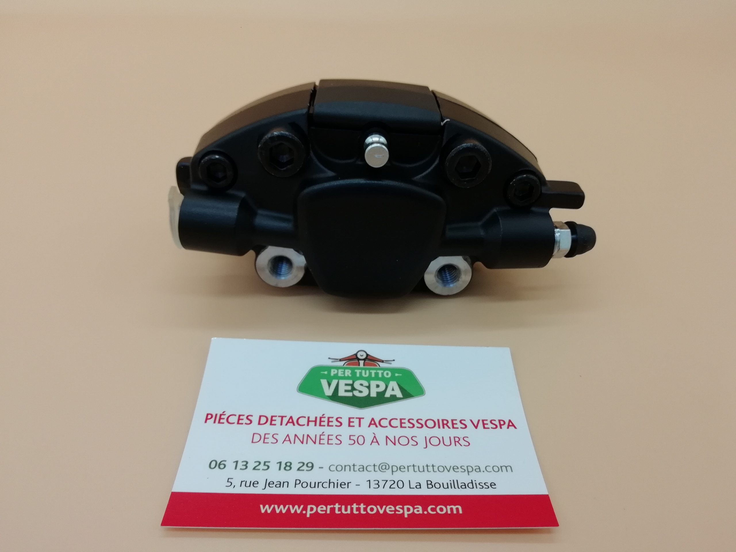 Étrier de frein avant pour vespa PX après 98 / origine Piaggio vendu avec  les plaquettes de frein