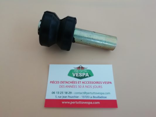 Silent bloc moteur du balancier pour Vespa 160 Gs / 180 Ss / 180 / 200 Rally  / 200 Px /  T5 ( vendu a l unité )