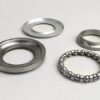 Kit complet cage à billes de direction inférieur de la fourche pour Vespa 50 / 125 Primavera / Sprint / Gtr / Rally / 160 Gs / 180 Ss / Px Etc