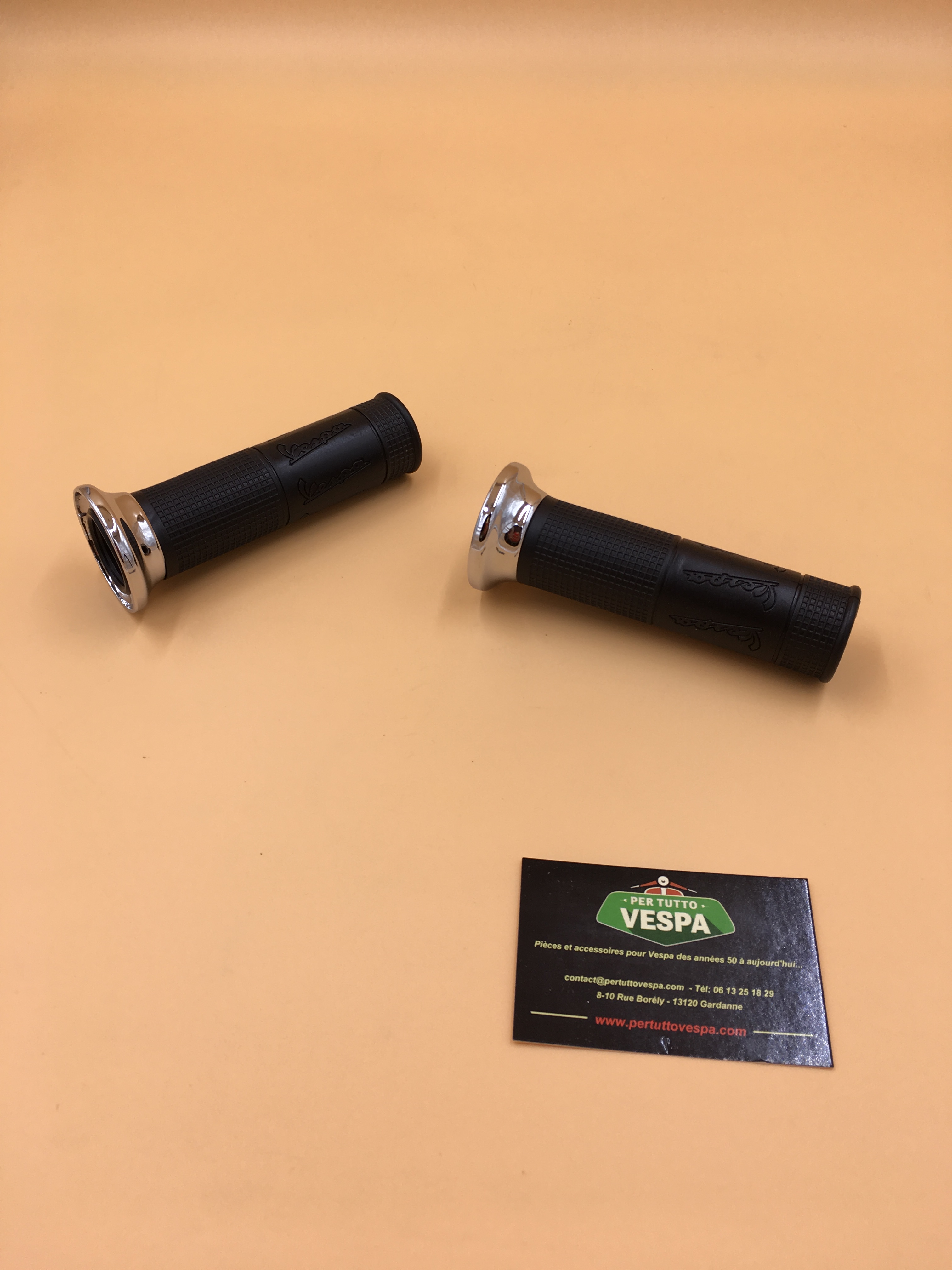 Original Piaggio Chrome Stud Knobs For Vespa PX 125, 150, 200 (2011-2013) – Italy Made
