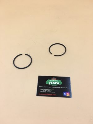 Jeu de Segments 52,5 mm pour vespa PX 125 cc ( 1 plat 2,5mm) ( 1 en forme de L)