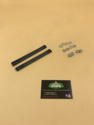 Kit de 4 Goujons de cylindre + écrous et rondelles pour Vespa 125 Primavera / Gtr / 150 Gl / Px Etc - M7 / 142 mm