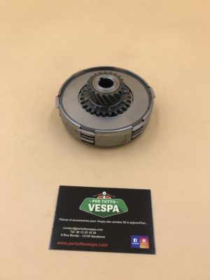 Embrayage complet (H 32,5 mm)  pour Vespa Px 80-125-150 / Diamètre 108 / 6 ressorts / 20 dents / 4 disques ( compatible pignon 67/68 dents)