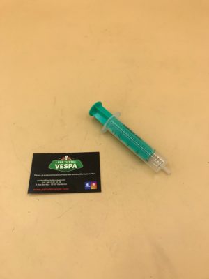 Seringue 20ML pour faciliter le remplissage de votre boite à vitesse