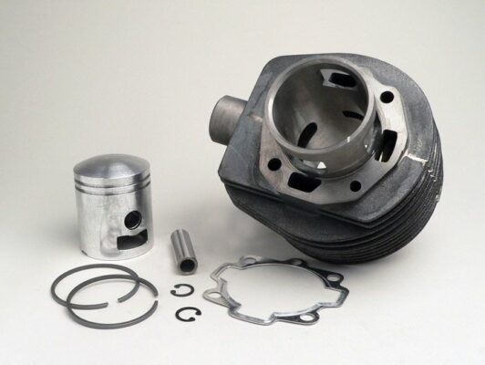 Cylindre -QUALITÉ OEM GOETZ / 150 cc 3 transferts- Vespa PX125, PX150, Cosa125, Cosa150, GTR125, TS125, Sprint Veloce (VLB1T 0150001-), LML Star 125/150, Stella 125/150