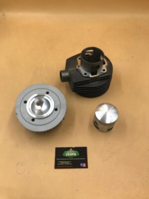 Kit complet 166cc D61 3 transferts ( culasse, cylindre fonte , piston complet , joint ) pour vespa sprint / gtr / px ( ce produit est exclusivement réservé à la compétition ) (Copie)