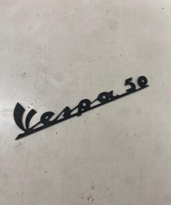 Logo (insigne) de tablier en métal noir à coller / pour vespa 50 N, V5A1T 11600 ->